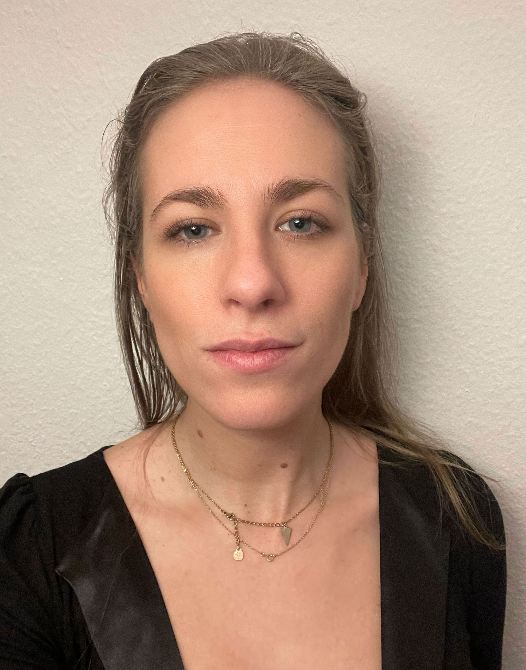 Christina aus Hamburg Haarfarbe: blond (dunkel), Augenfarbe: blau, Gre: 176, Deutsch: 0, Englisch: , Franzsisch: , Spanisch:  