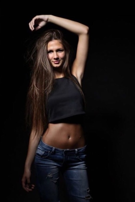  Model Michelle  aus Dortmund  Haarfarbe: blond (dunkel) 