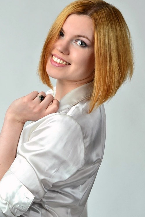  Model Daria aus Augsburg Haarfarbe: blond (mittel) 