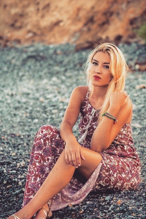 hostess Jacqueline, Studium: Medien- und Marketingmanagement