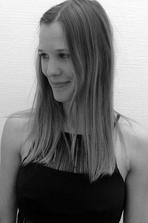  Model Kristina aus Hamburg Haarfarbe: blond (dunkel) 