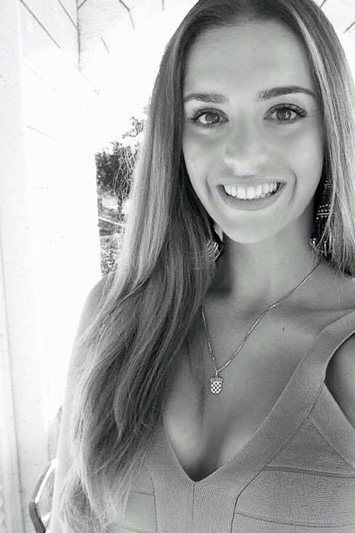 hostess Katarina, Studium: Allgemeine Hochschulreife, noch kein Studium absolviert hostess Katarina, Studium: Allgemeine Hochschulreife, noch kein Studium absolviert