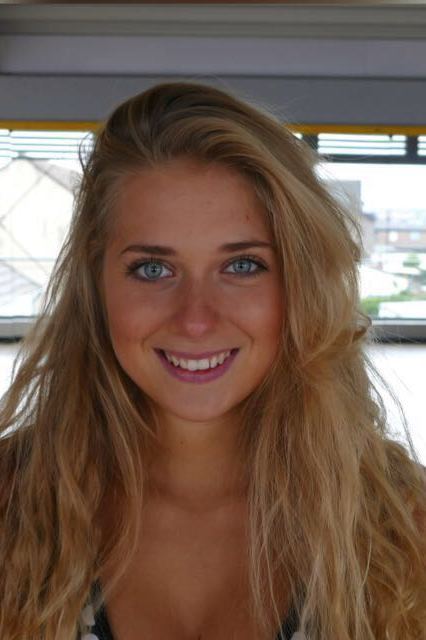  Model Lena Marie aus Baesweiler Haarfarbe: blond (hell) 