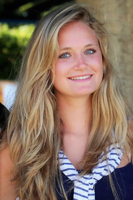  Model Isabelle aus Leipzig Haarfarbe: blond (mittel) 