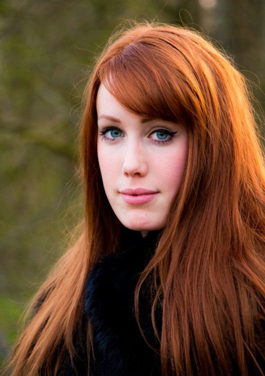  Model Marieke Klara aus Paderborn Haarfarbe: rot (orange) 