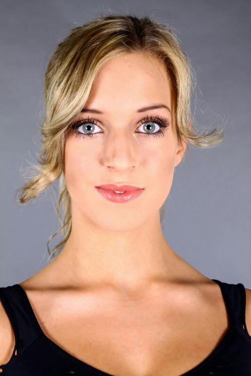  Model Stephanie aus Frankfurt Haarfarbe: blond (mittel) 